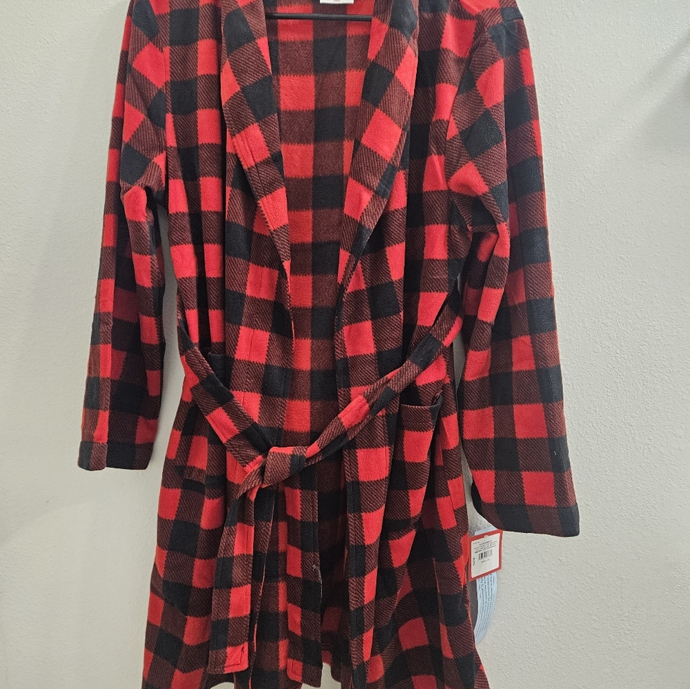 New - Kids Buffalo Plaid Fleece Robe